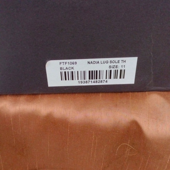 Paul Green Nadia Lug Sole Platform Black Boots Size 11 NWT main image 6